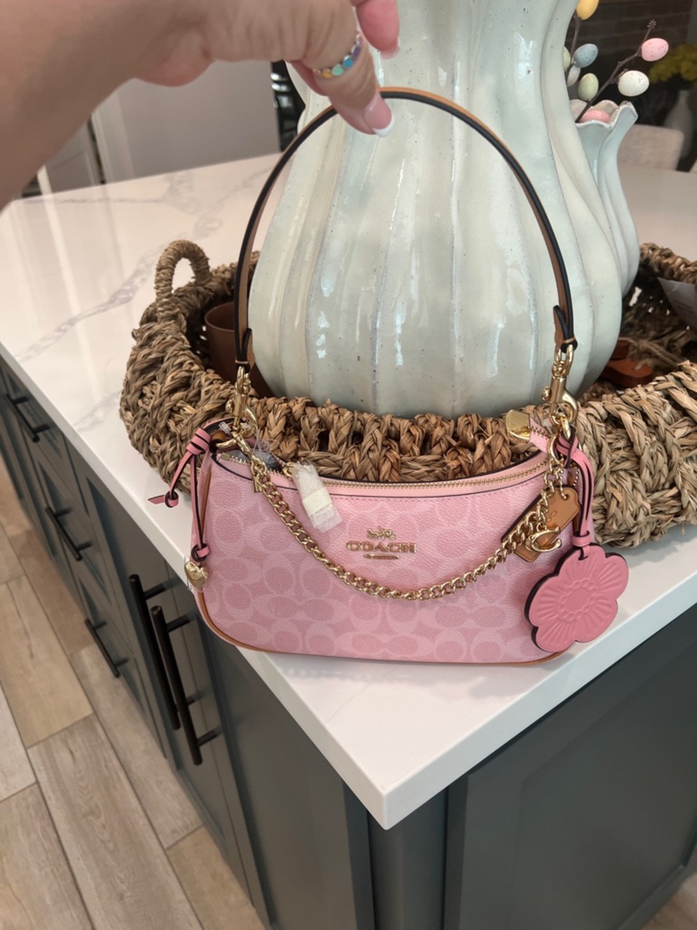 COACH POWER PINK TERI SHOULDER. - Picture 5 of 14
